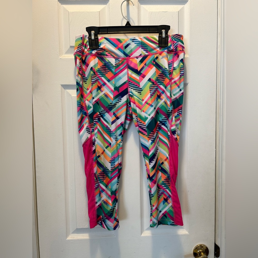 Avia workout leggings large
